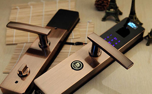 康平開鎖(24小時(shí)上門開鎖公司)